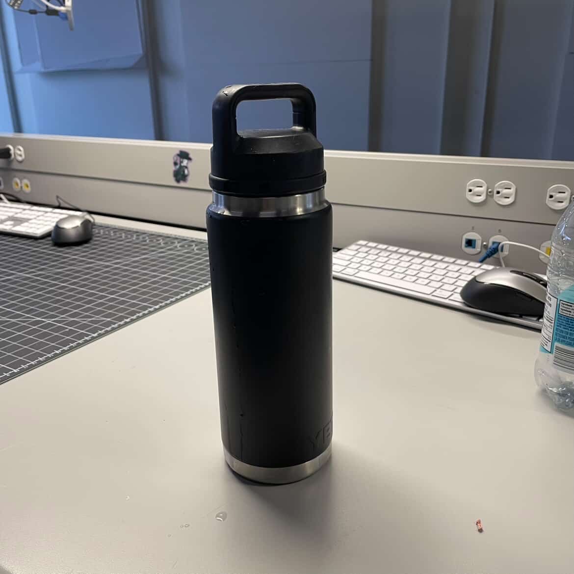 An interaction depicting the opening and closing of a water bottle. There is potential for a circuit to be formed that activates once the water bottle is opened or closed.