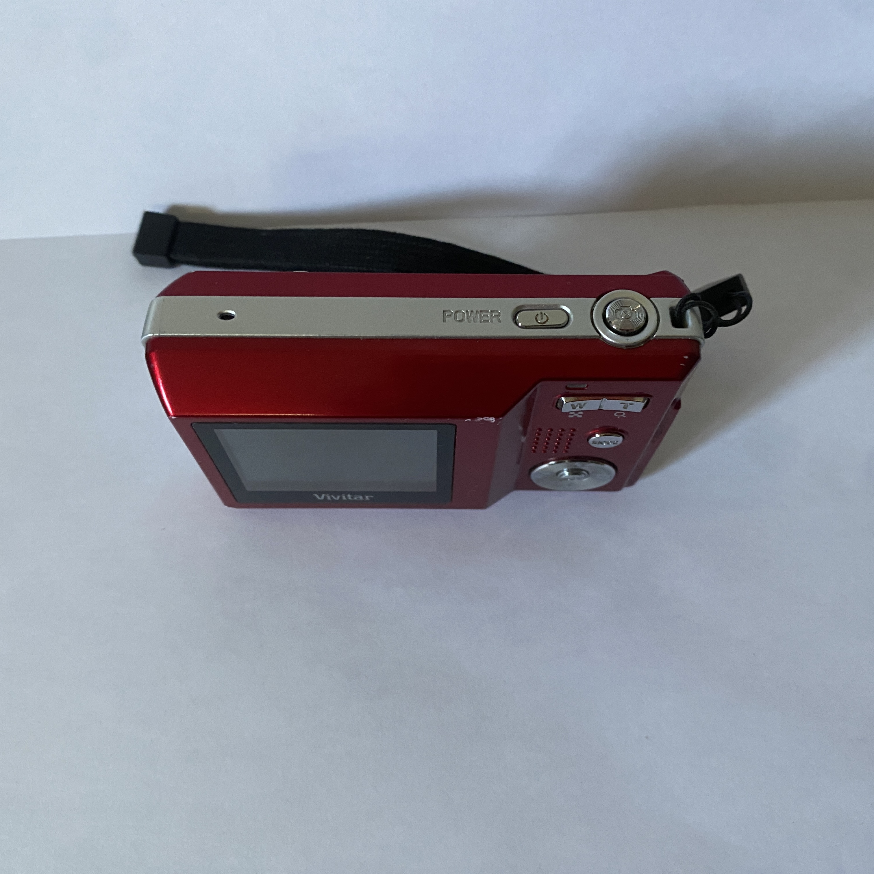 Image of a digital camera.